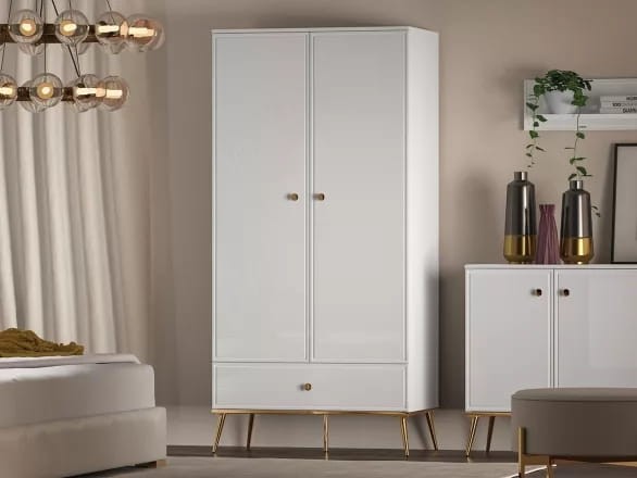 szafa goldin na złotych nóżkach