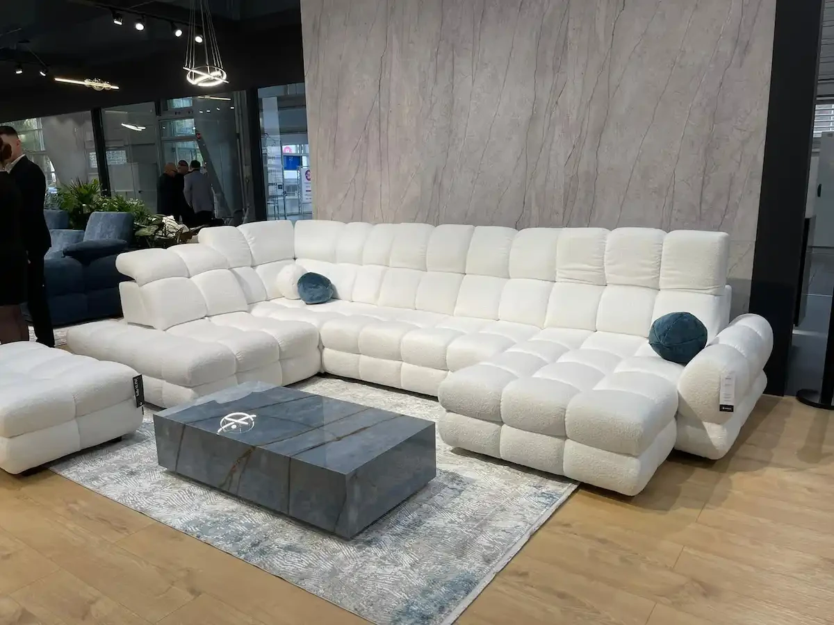 Tollo XL Anthology 01