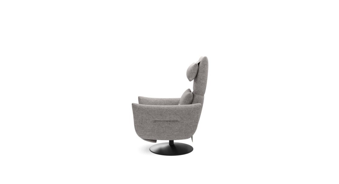 PUSZMAN_Roy_recliner_chair_Neve_13_006_www-scaled-1132x816.jpg
